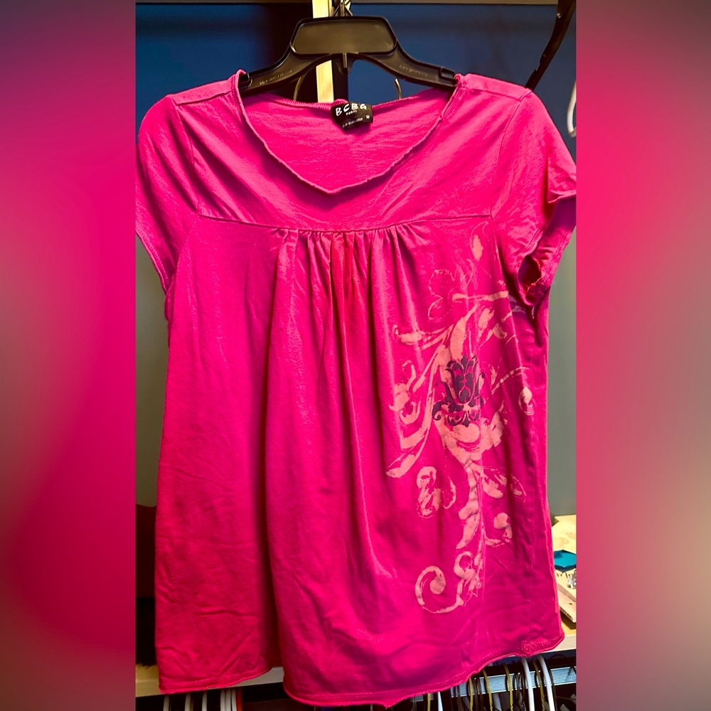 BCBG T-shirt